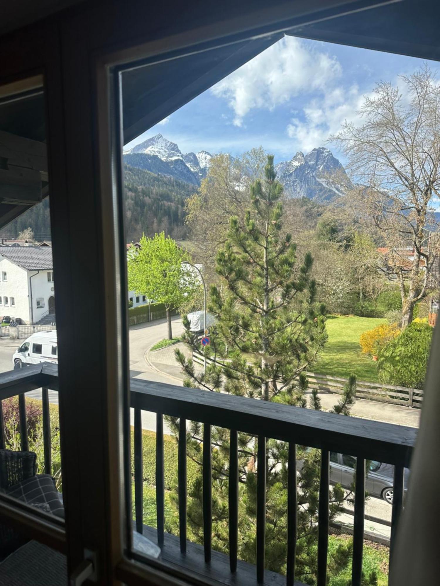 Gaestehaus Antonia Garmisch-Partenkirchen Dış mekan fotoğraf
